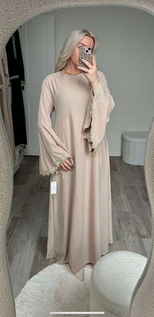 Abaya sleeve